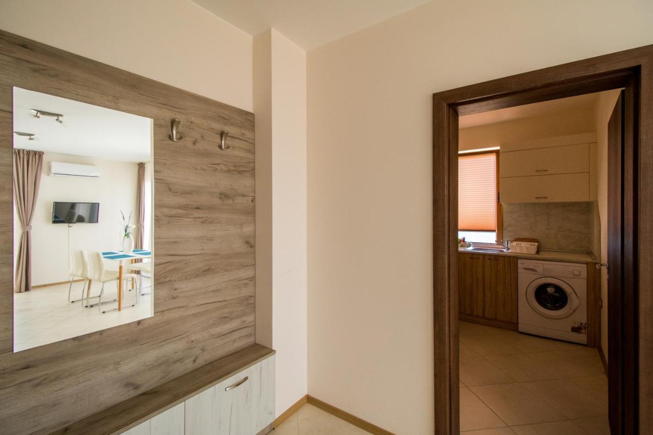 Penthouse At White Cliffs Appartement Byala  Buitenkant foto