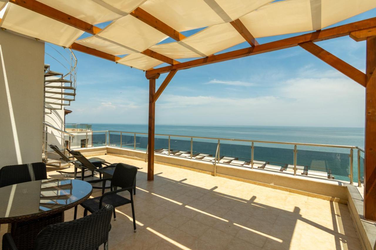 Penthouse At White Cliffs Appartement Byala  Buitenkant foto