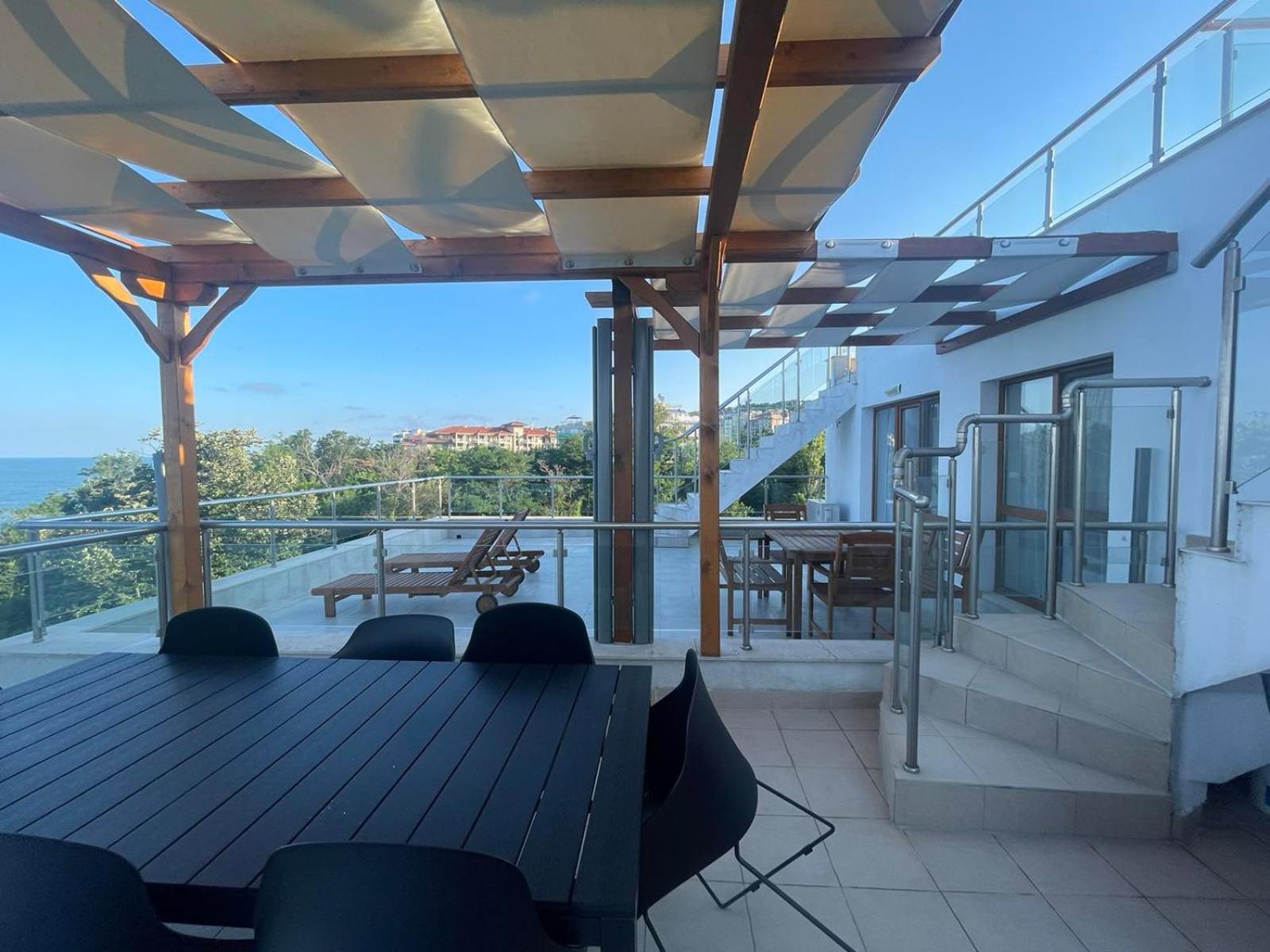 Penthouse At White Cliffs Appartement Byala  Kamer foto