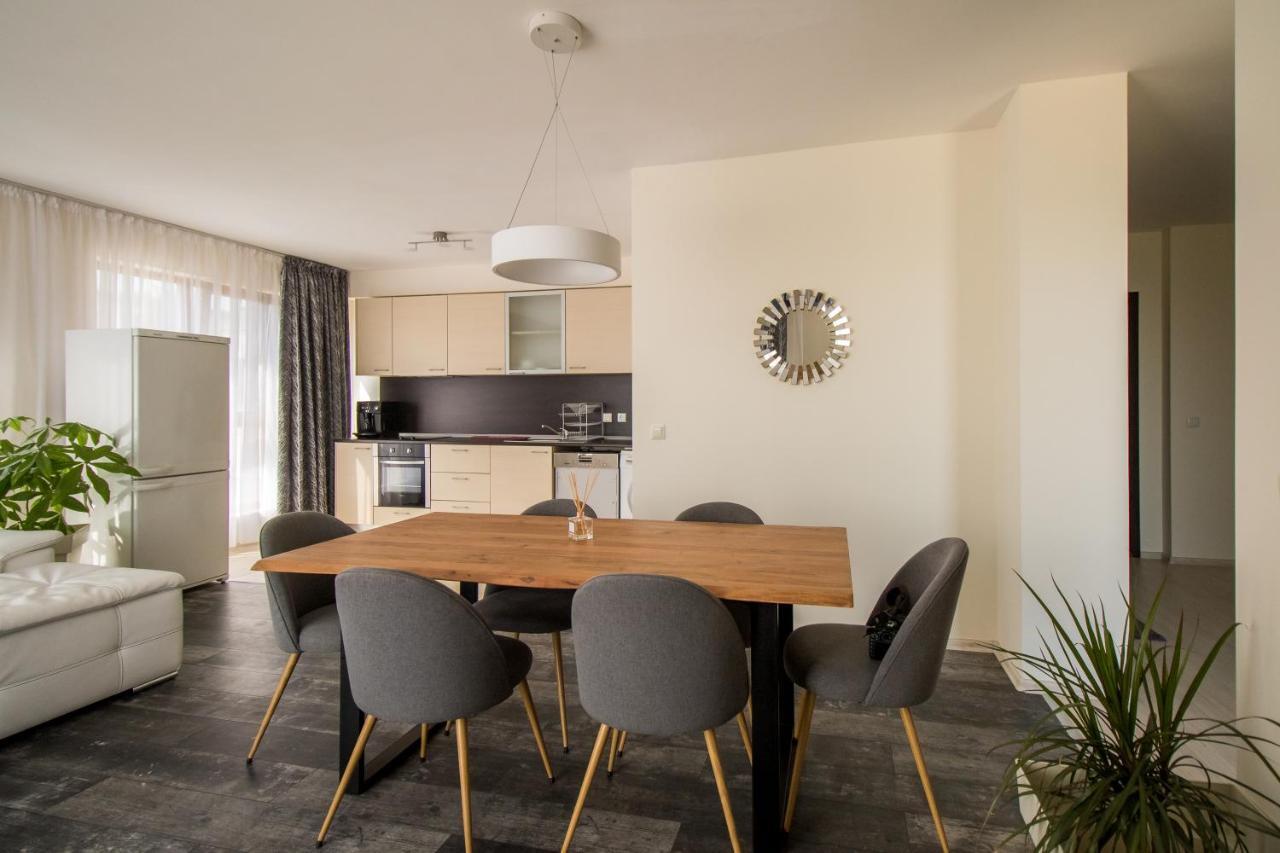 Penthouse At White Cliffs Appartement Byala  Buitenkant foto